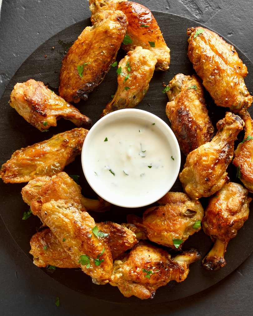 Grilled Chicken Wings with White BBQ Sauce